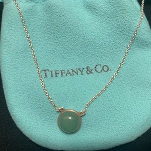 Tiffany’s Elsa Peretti 18’’ green aventurine